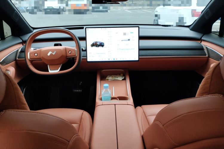 Used ONVO L60 2024 60 kWh All-Wheel Drive
