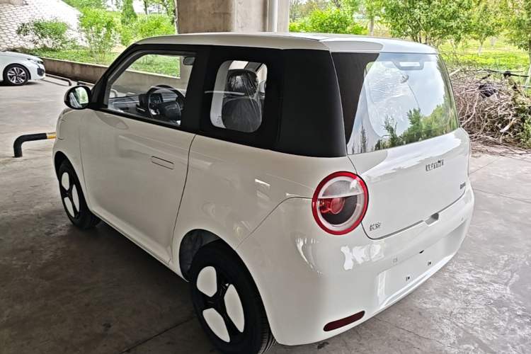 Used CHANGAN NEVO Lumin 2025 205 km Xiangqin Version
