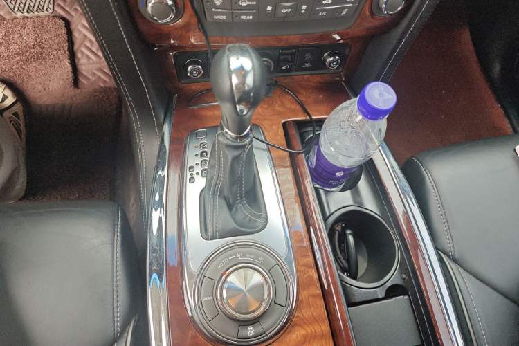 Used Infiniti QX80 2016 5.6L 4WD Gear Lever