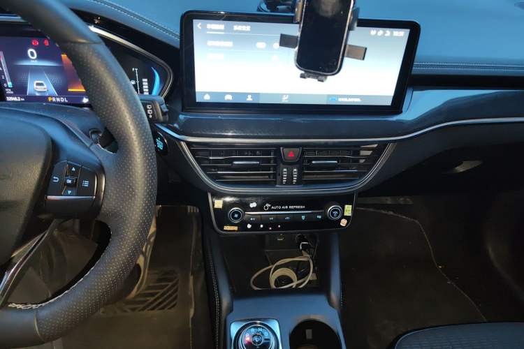 Used Ford Focus 2021 Hatchback EcoBoost 180 Automatic Titanium Edition