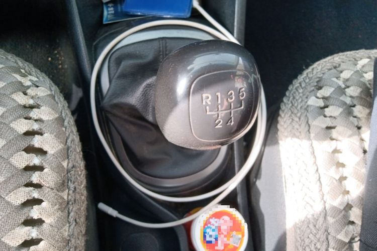 Used Kia K2 2012 Sedan 1.4L MT GLS Commemorative Edition
