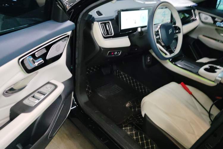 Used JETOUR Shanhai L7 2024 1.5T 120km ULTRA 7-Seater