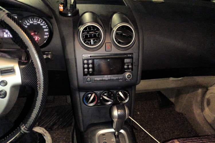 Used Nissan Qashqai 2012 2.0 XL Fire CVT 2WD
