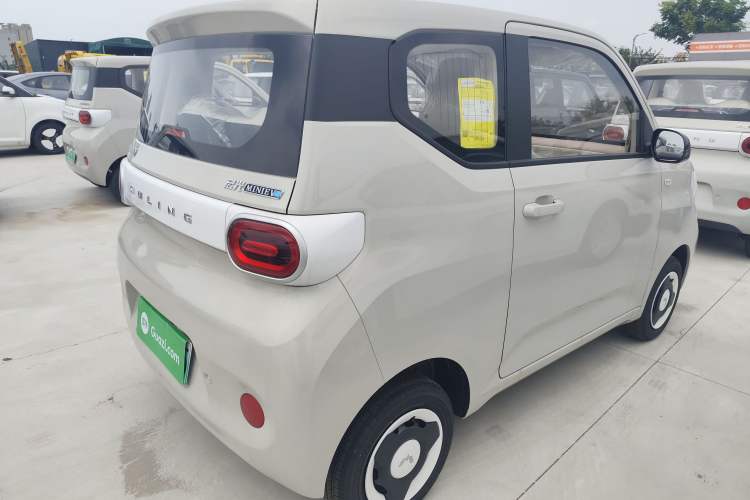Used Wuling Hongguang MINIEV 2024 3rd Generation 215km Youth Edition