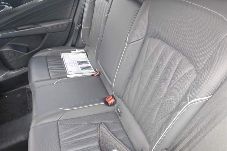 Used Volkswagen Passat 2023 330TSI Starry Luxury Edition
