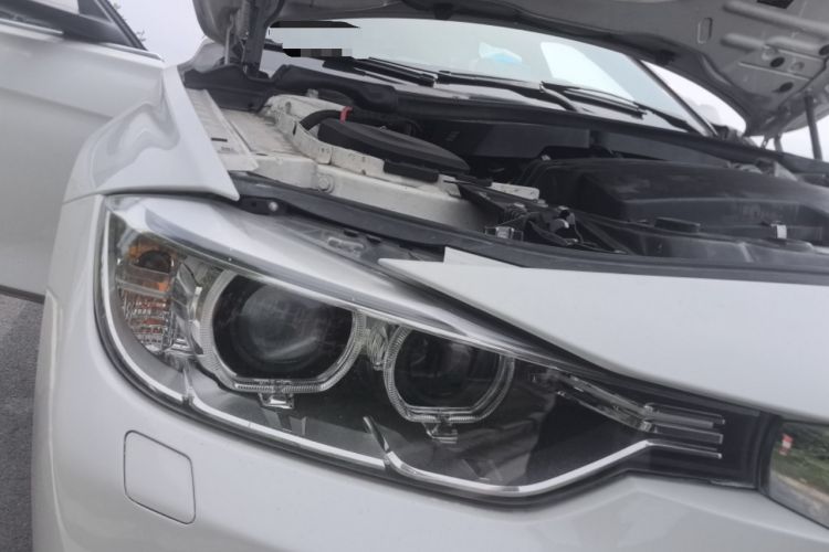 Used BMW 3 Series 2015 316Li Fashion Model Right Front Headlight