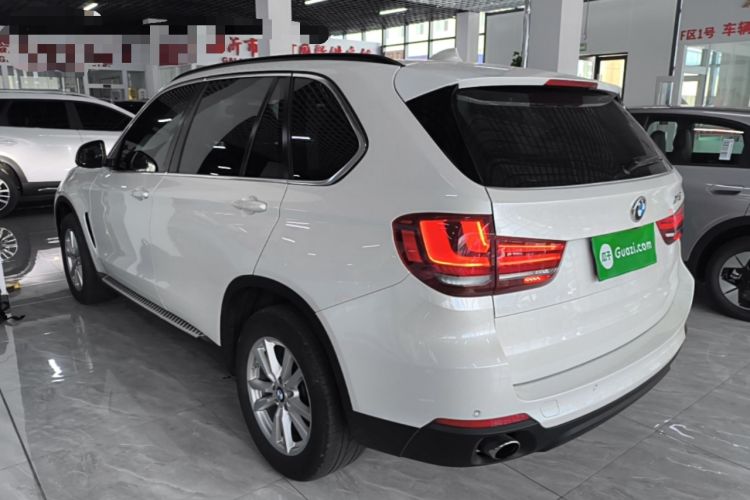 Used BMW X5 2015 xDrive28i

