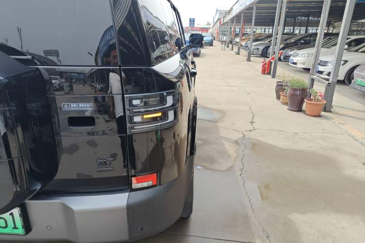 Used Formula Leopard Tai 7 2025 Model 200 km Two-Wheel Drive Max Edition Exterior 3