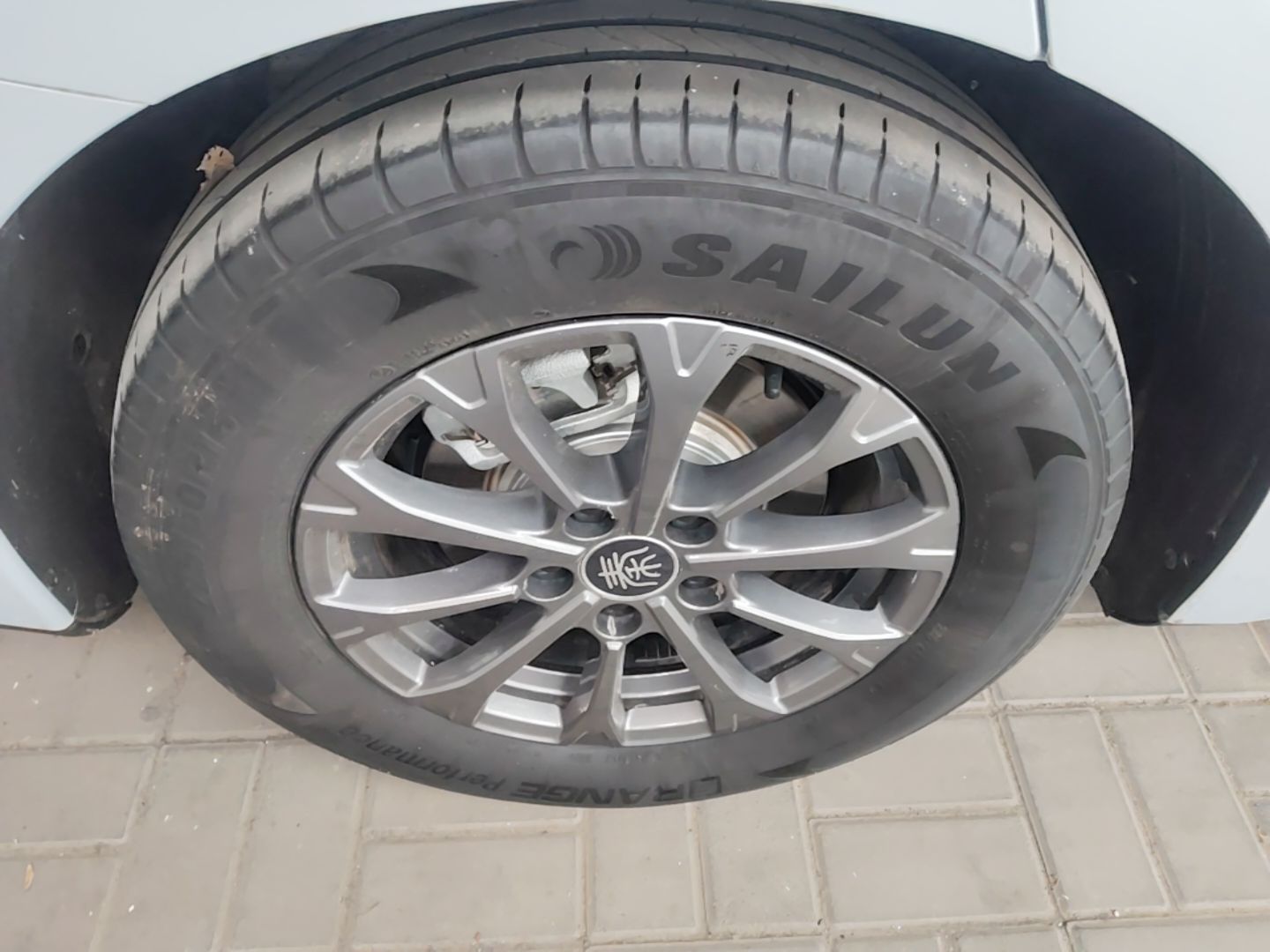 BYD Qin L 2025 DM-i Smart Drive 80KM Leading Model — снимка 11