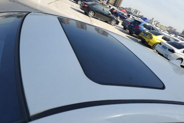 Used Geely Auto Vision 2019 Upgraded Model 1.5L Manual Luxury Version China VI Standard