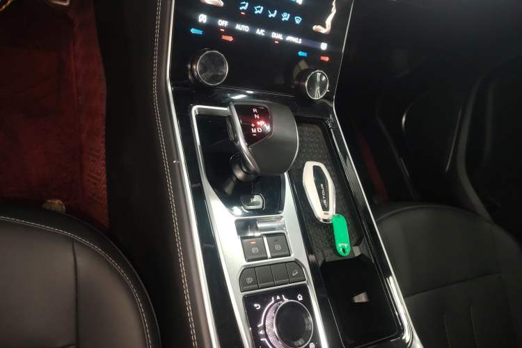 Used JETOUR X90 2022 Zilong 2.0T DCT Changsheng Edition 7-Seater