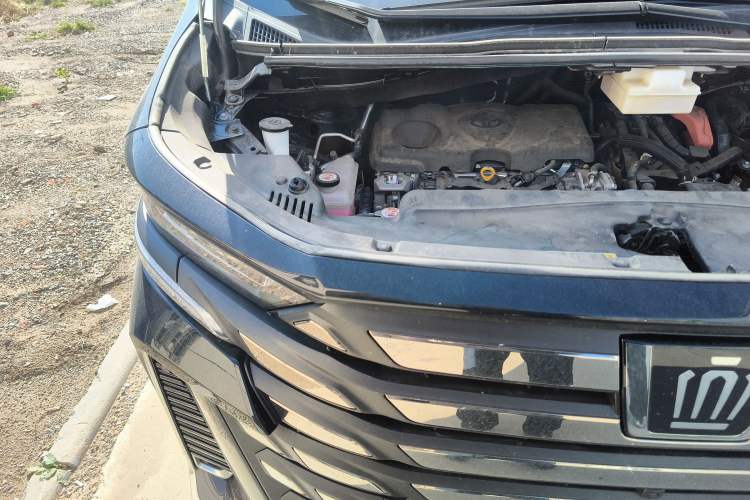 Used Toyota Vellfire 2024 Crown Dual-Engine 2.5L Ultimate Edition
