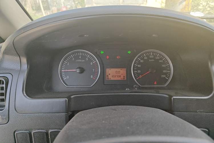 Used FORTHING Lingzhi 2016 V3 1.5L 5-Seater Special Offer Model
