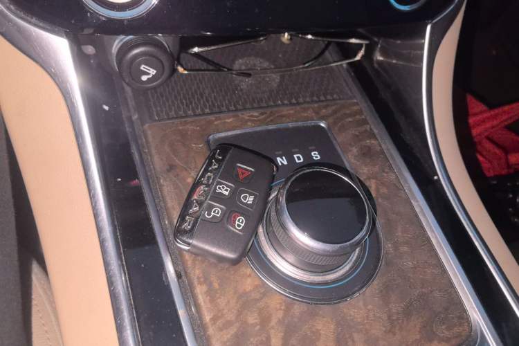 Used Jaguar XFL 2017 XFL 3.0 SC 340 PS Premium Edition