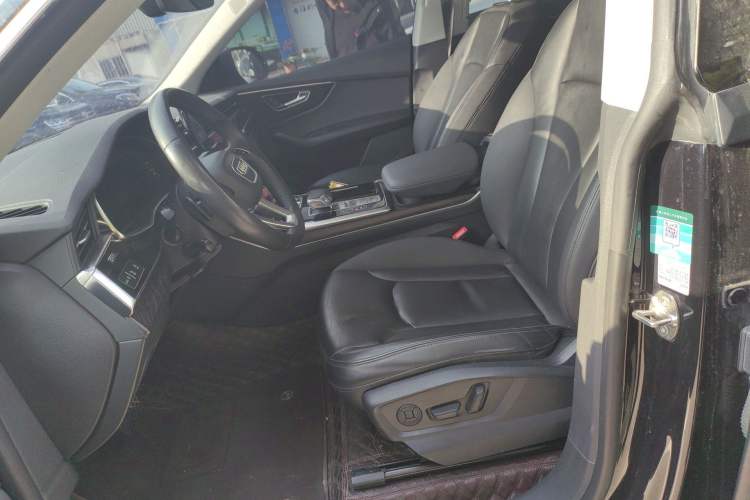 Used Audi Q8 2021 55 TFSI Luxury Dynamic Edition Left Front Seat