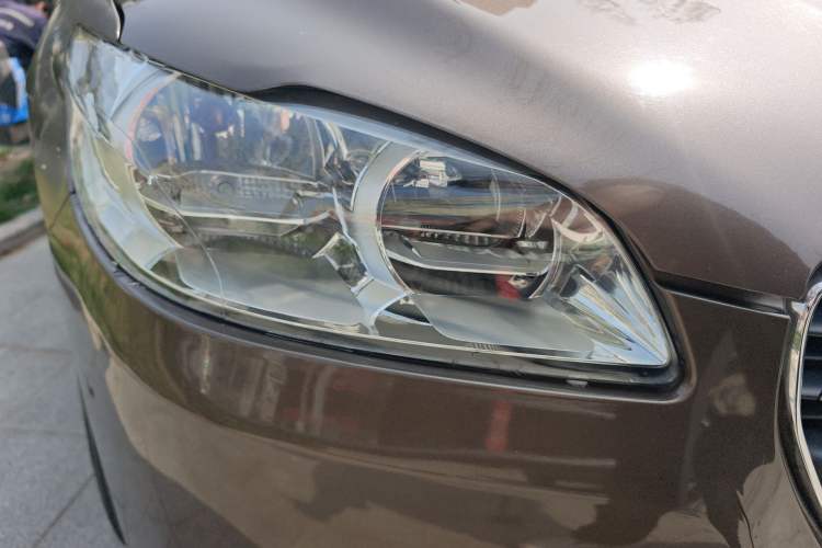 Used Peugeot 301 2014 1.6L Automatic Luxury Edition