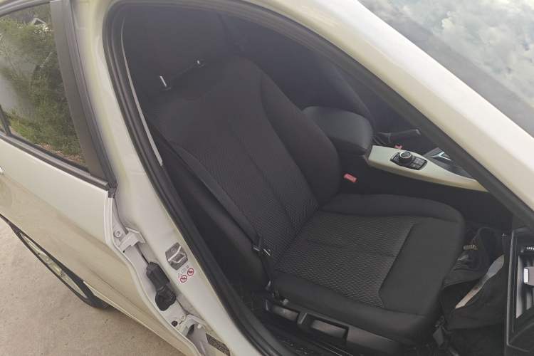 Used BMW 1 Series (Import) 2018 118i Leading Model
