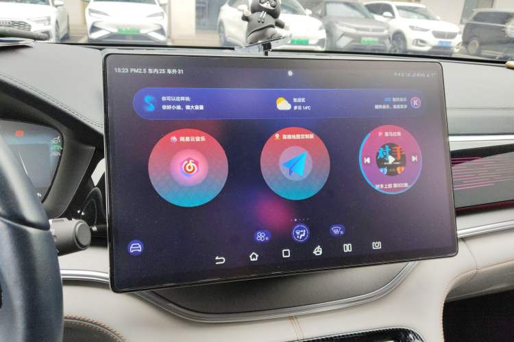 Used BYD Song PLUS New Energy 2023 Champion Edition EV 605KM Flagship PLUS Audio And AC Panel