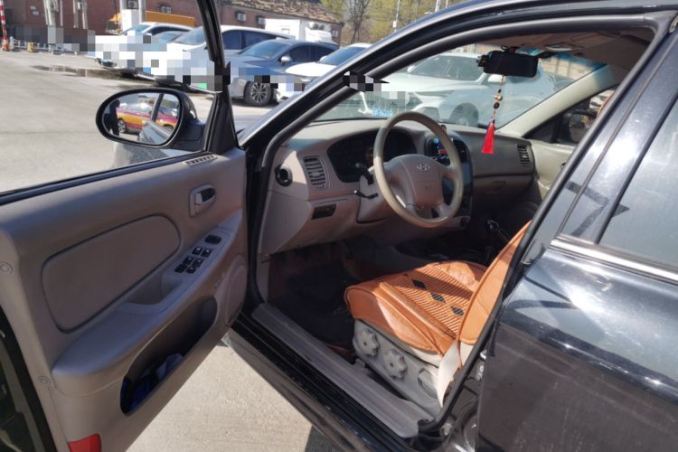 Used Hyundai MoInca 2009 1.8L Manual Comfort Edition GL Driver Seat