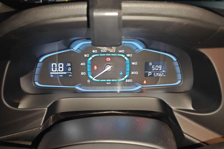 Used Roewe 360 2015 1.5L Automatic Luxury Edition Instrument Cluster