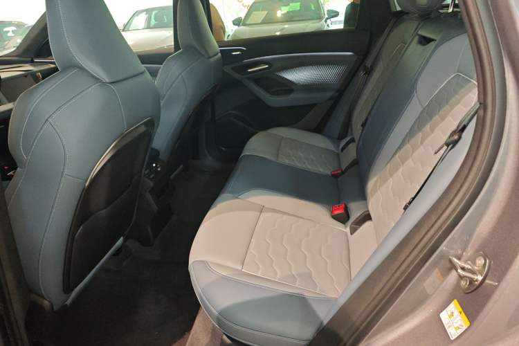 Used Audi Q6L e-tron 2026 First Launch Navigation Edition Left Rear Seat