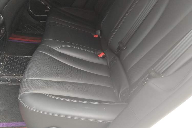 Used Geely Auto Emgrand GT 2020 1.5T MHEV Yaoxiang Edition Left Rear Seat