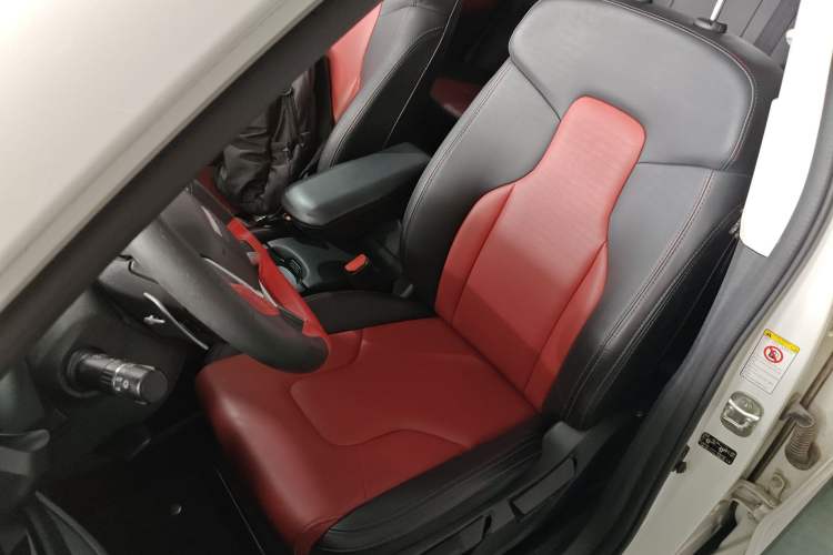 Used Haval H2s 2017 Blue Label 1.5T Dual-Clutch Luxury Model