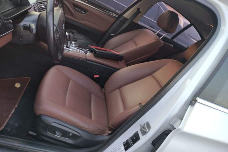 Used BMW 5 Series 2015 520i Elegant Edition