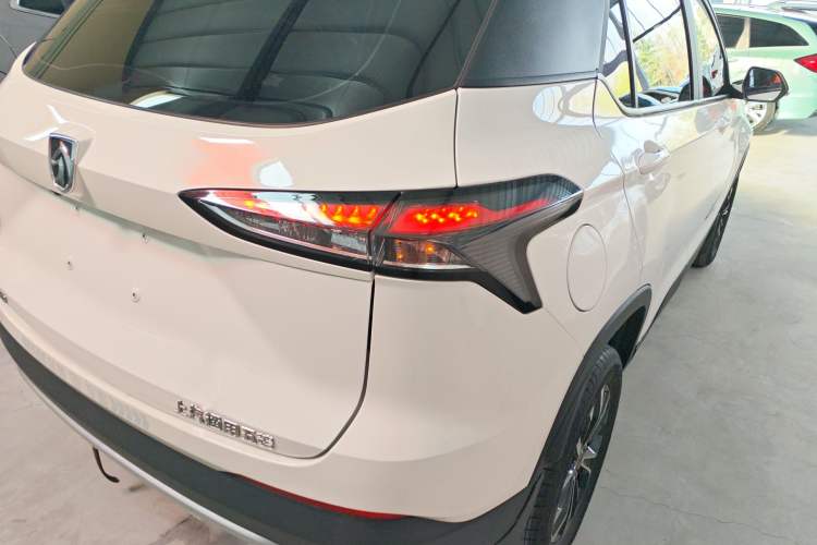 Used Baojun 510 2019 1.5L Manual Jingxiang Model 73kW China VI Emission Standard
