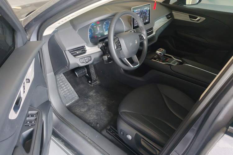 Used Hongqi E-QM5 2024 610 km PLUS