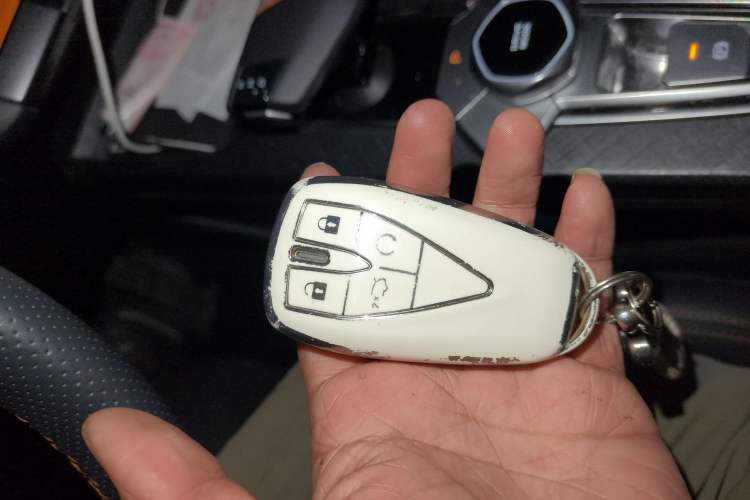 Used Changan UNI-V 2022 1.5T Prestige Version
