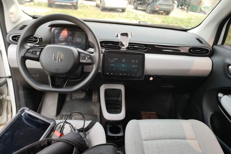 Used Leapmotor T03 2022 Crystal Edition Center Console