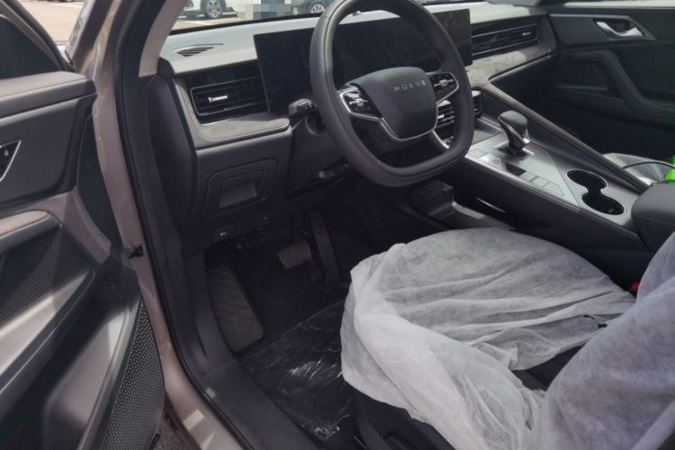 Used Roewe D5X DMH 2024 135 Flagship Edition
