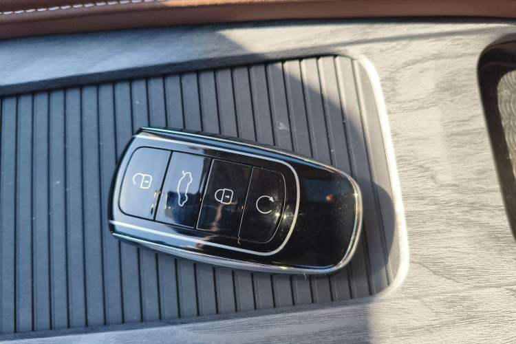 Used Chery Arrizo 8 2025 2.0T Automatic Yu+
