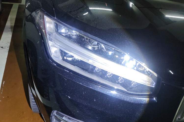 Used Volvo XC90 2023 B6 Zhiyi Luxury Edition 7-Seater
