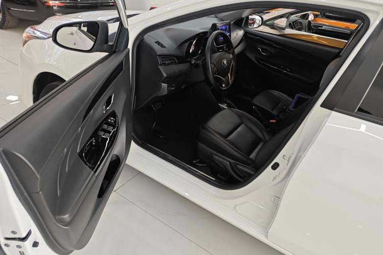 Used Toyota YARiS L Zhi Xuan 2022 1.5L CVT Luxury PLUS Edition