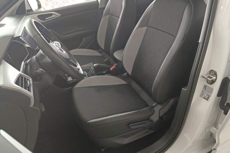 Used Volkswagen Tacqua 2021 280TSI DSG R-Line Connected Version Left Front Seat