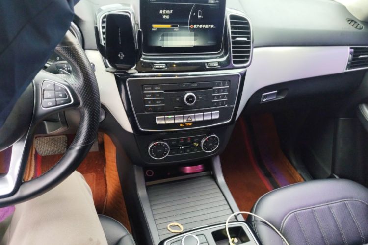 Used Mercedes-Benz GLE 2015 GLE 320 4MATIC Audio And AC Panel