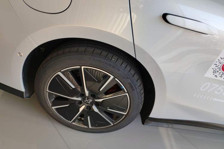 Used BYD Han L 2025 DM-i 200km LiDAR Flagship Model
