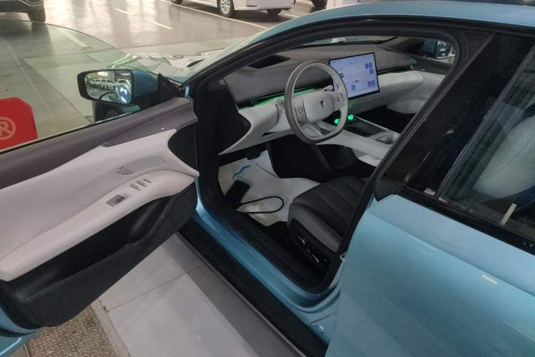 Used Deepal L07 2024 230Max Qiankun Intelligent Driving ADS SE Range-Extended Version