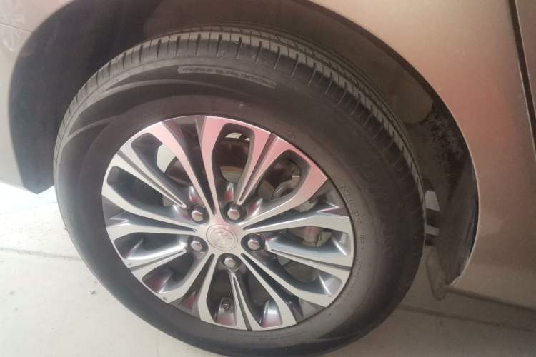 Used Buick GL8 2022 Land Business Class 652T Luxury Model