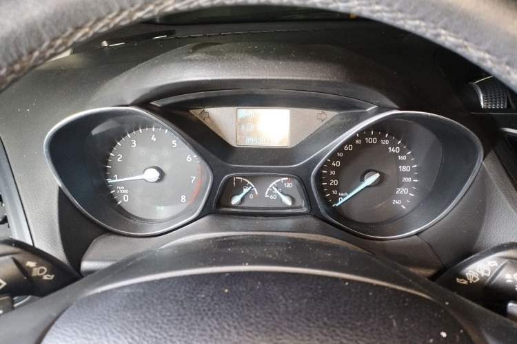 Used Ford Kuga 2017 EcoBoost 180 Two-Wheel-Drive Platinum Edition