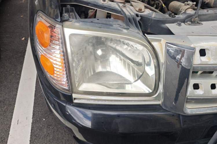 Used Zxauto Little Tiger 2016 2.2L Classic Edition Gasoline Double-Cab V22