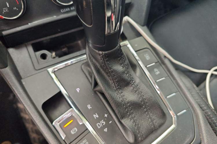 Used Volkswagen Lamando 2017 230TSI DSG Fashion Edition
