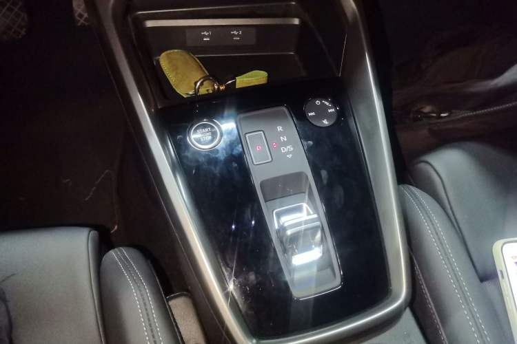 Used Audi A3 2021 Sportback 35 TFSI Fashionable Sports Model Gear Lever