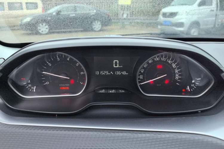 Used Peugeot 2008 2014 1.6L Manual Fashion Edition Instrument Cluster