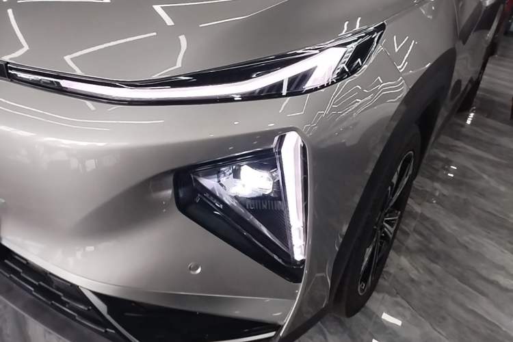 Used Geely Galaxy L7 2025 EM-i 115km Exploration+ Edition Left Front Headlight