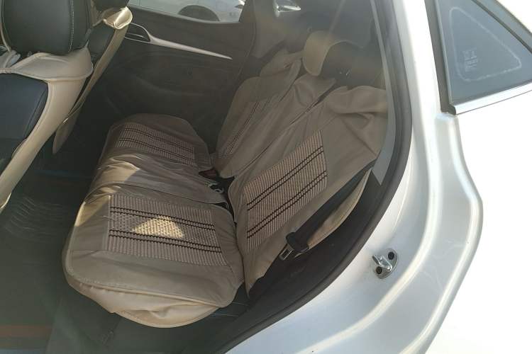 Used MG ZS 2018 1.5L Automatic Luxury Edition China V Standard