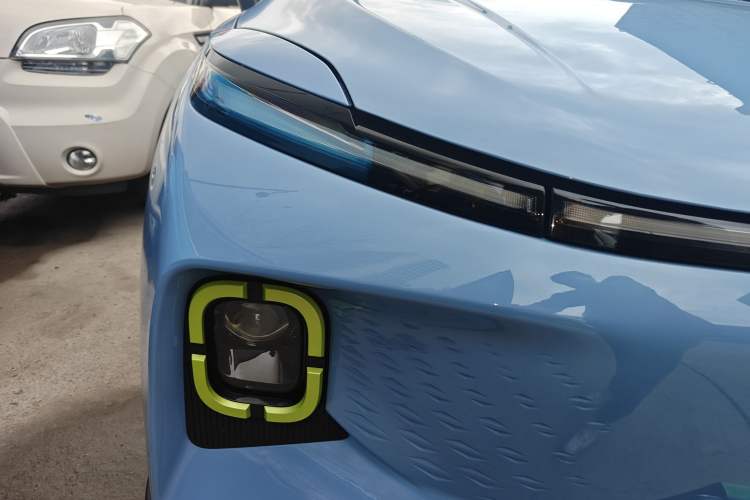 Used Geometry E Firefly 2022 401 km Linglong Tiger 4 Seats
