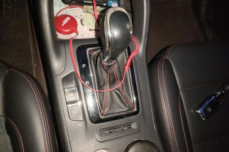 Used CHANGAN CS75 2016 1.8T Automatic Elite Model China V Standard
